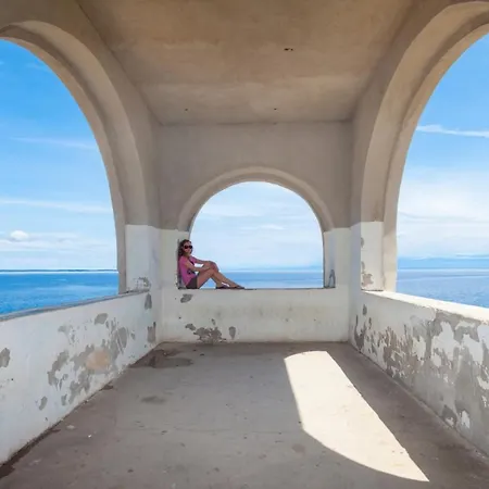 Apartment 4827-2 For 4 Pers In