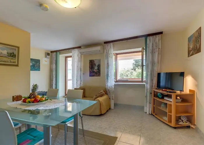 4827-2 For 4 Pers In * Nerezine