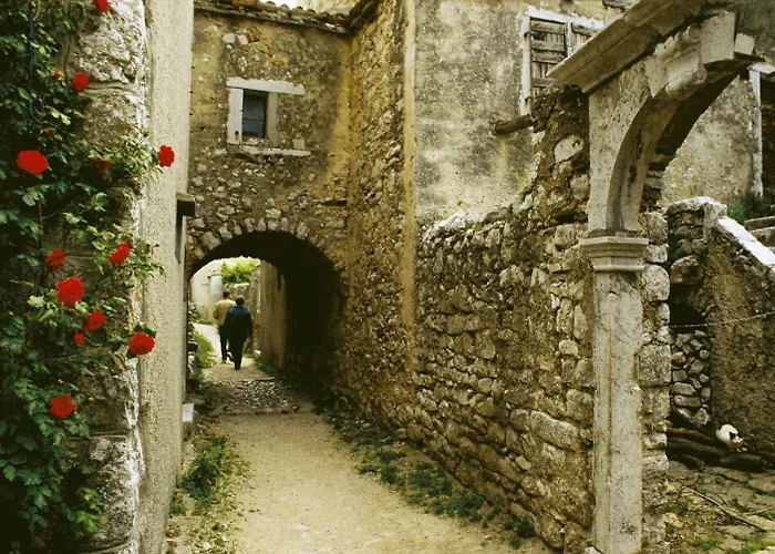 Apartman 4827-2 For 4 Pers In