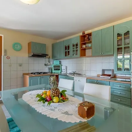 4827-2 For 4 Pers In Apartment